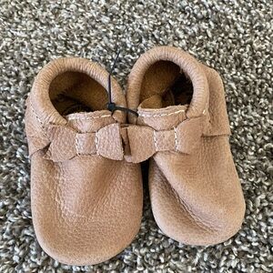 Freshly Picked Moccasins size 4